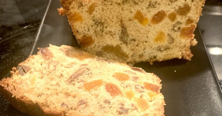 Easy Apricot Bread with Pecans