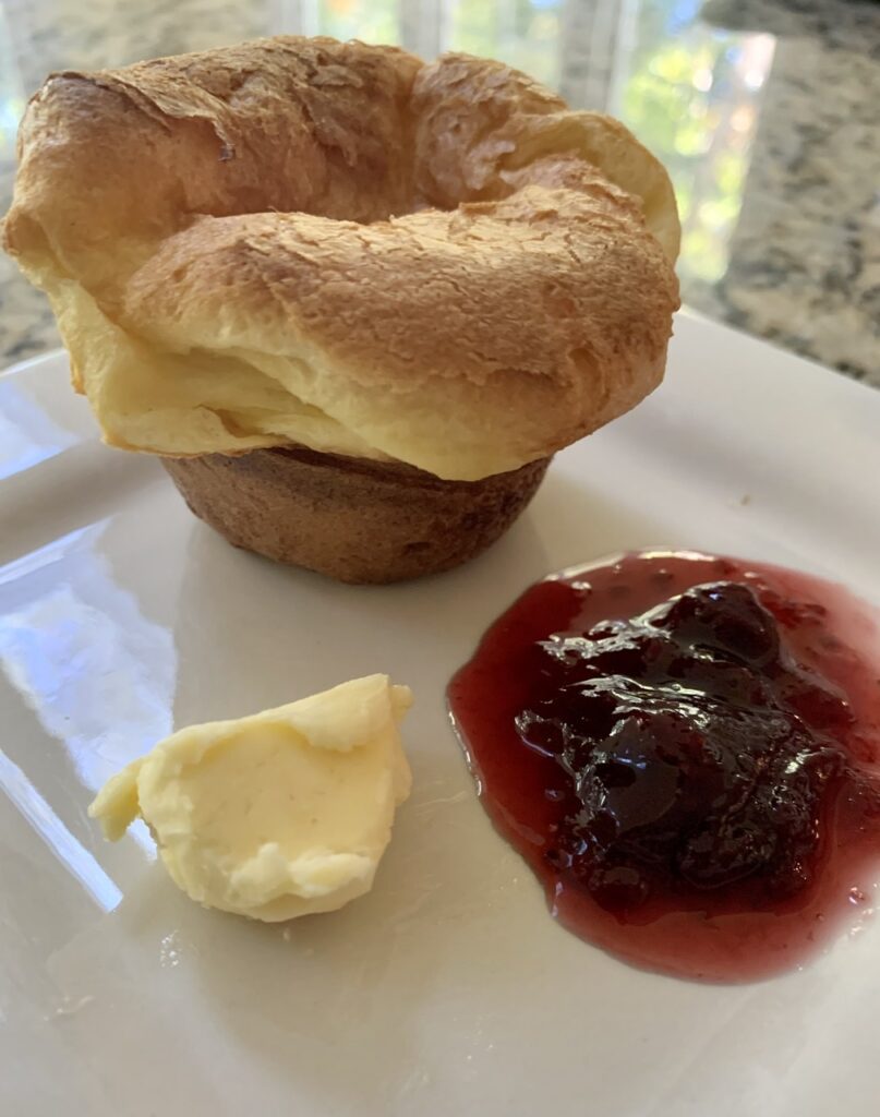 Fun Pouffy Balloon Popovers