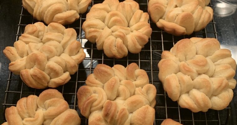 How to Make Elegant Russian Lace Rolls!