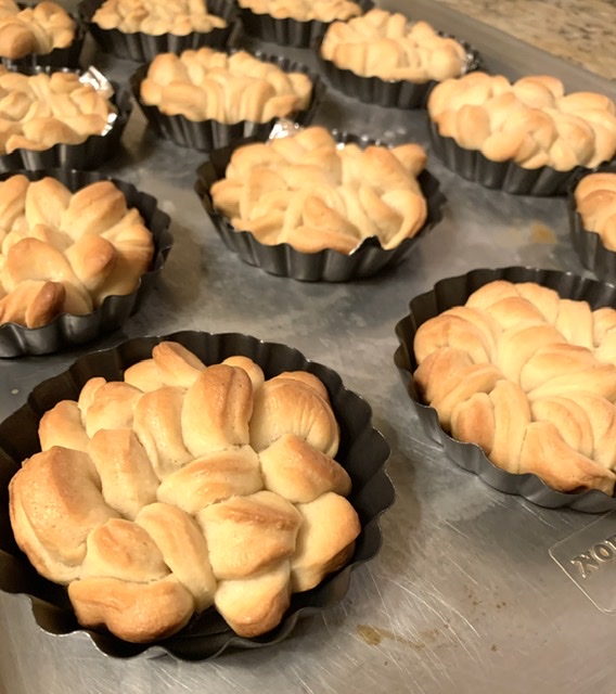 Elegant Russian Lace Rolls