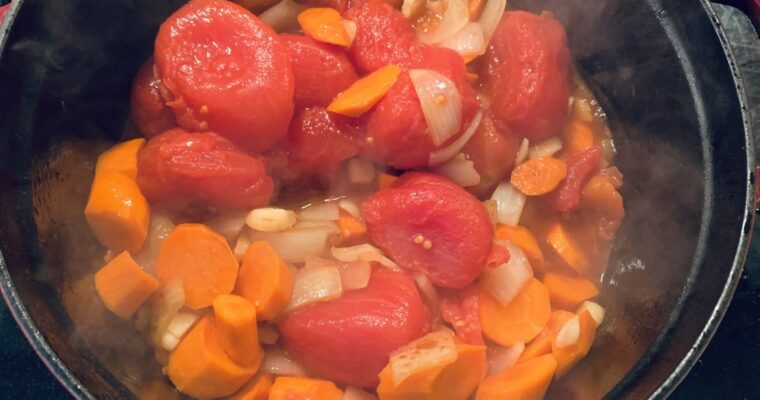 How to Make Quick & Easy Tomato Carrot Soup!