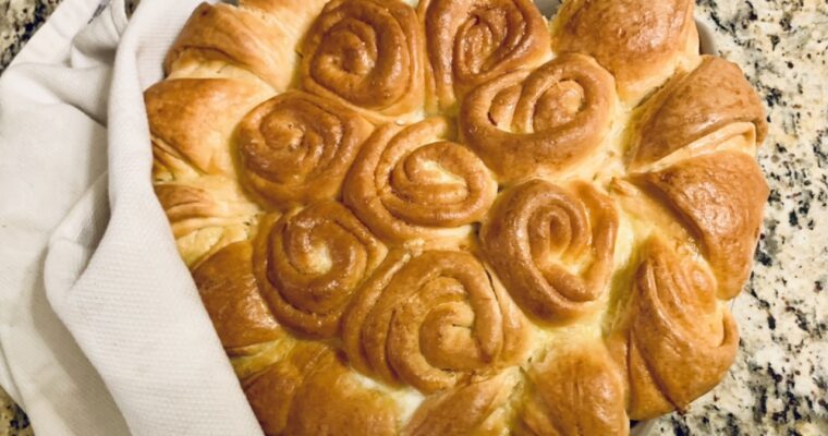 How to Make Festive Butter Bread