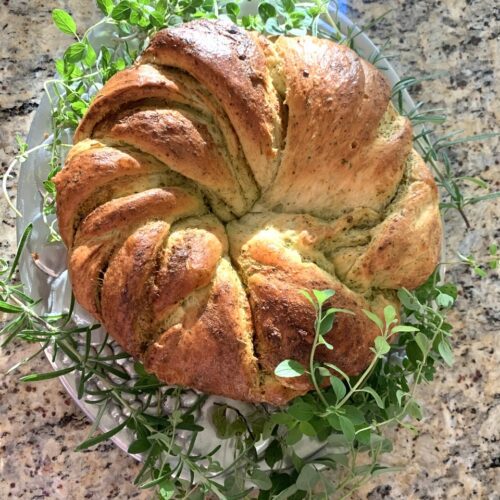 Savory Pesto Cheese Brioche Wreath