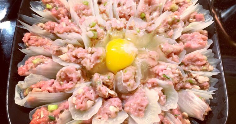 How to Make Chinese-Style Splendid Stuffed Cabbage Leaves