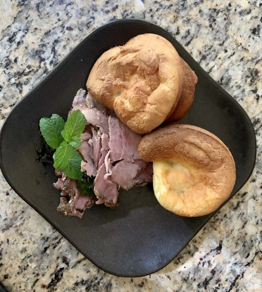 Fun Pouffy Balloon Popovers