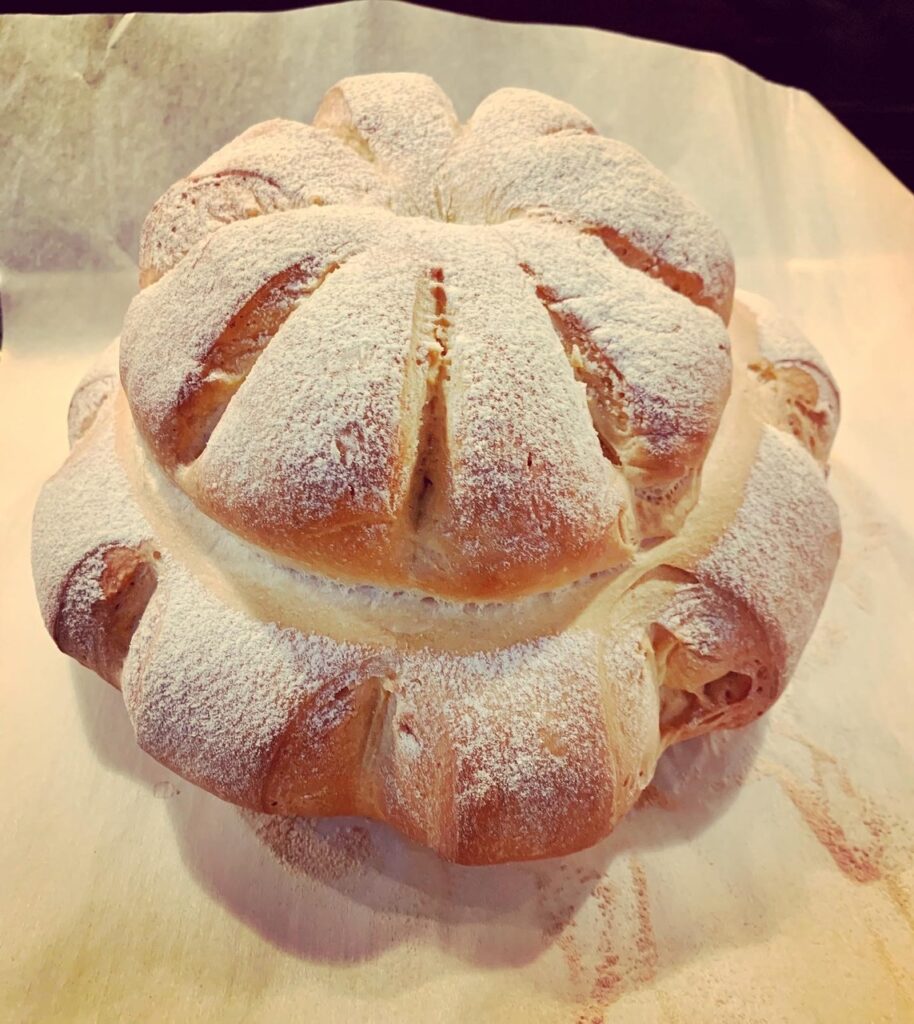 Classic English Cottage Loaf